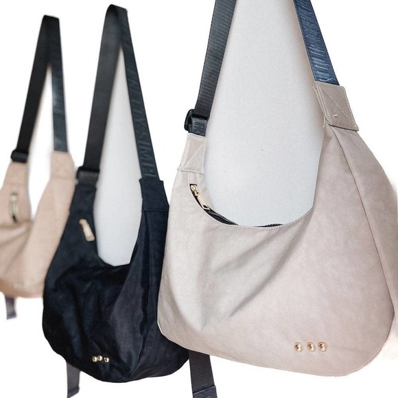 Pretty Simple Handbags - Cream Washed Canvas Crossbody Hobo Bag with Adjustable Logo Strap